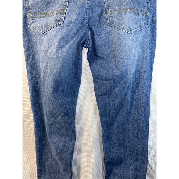 Size 36x32 Men’s Buffalo David Button Jeans - Picture 6 of 12